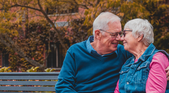 Moneta Health- Older couple on park bench